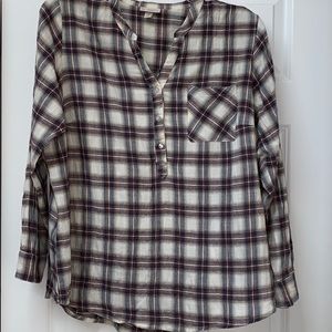 Dress Barn Tops - Dress Barn plaid tunic size 1X Dress Barn Tops - Dress Barn plaid tunic size 1X